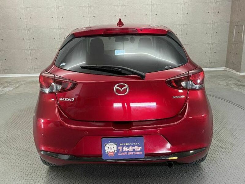 MAZDA2