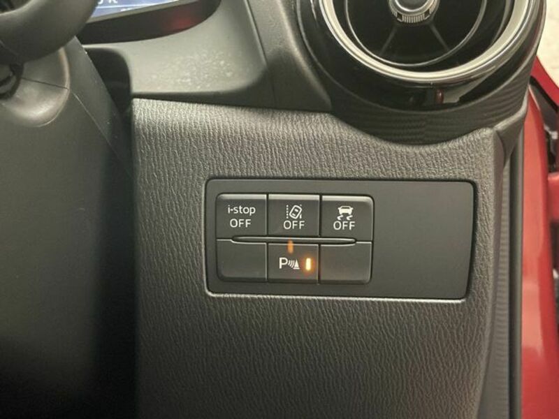 MAZDA2
