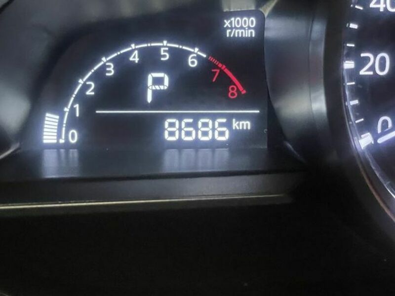 MAZDA2