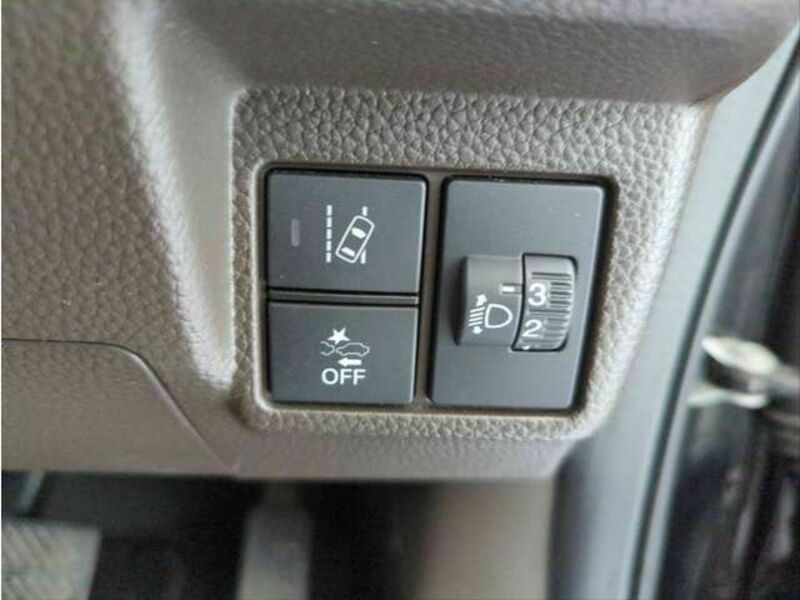 N BOX