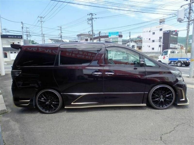 VELLFIRE