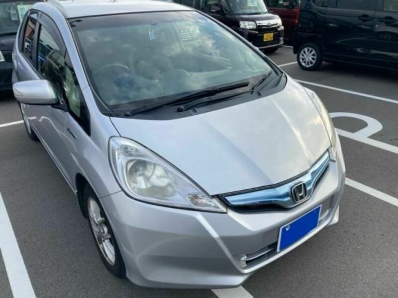 FIT HYBRID
