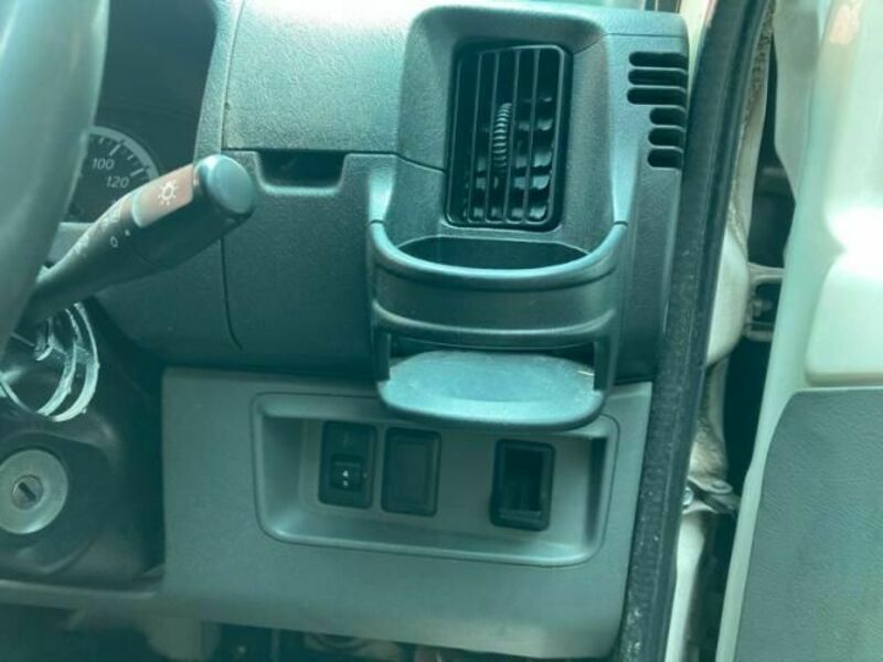 MINICAB VAN
