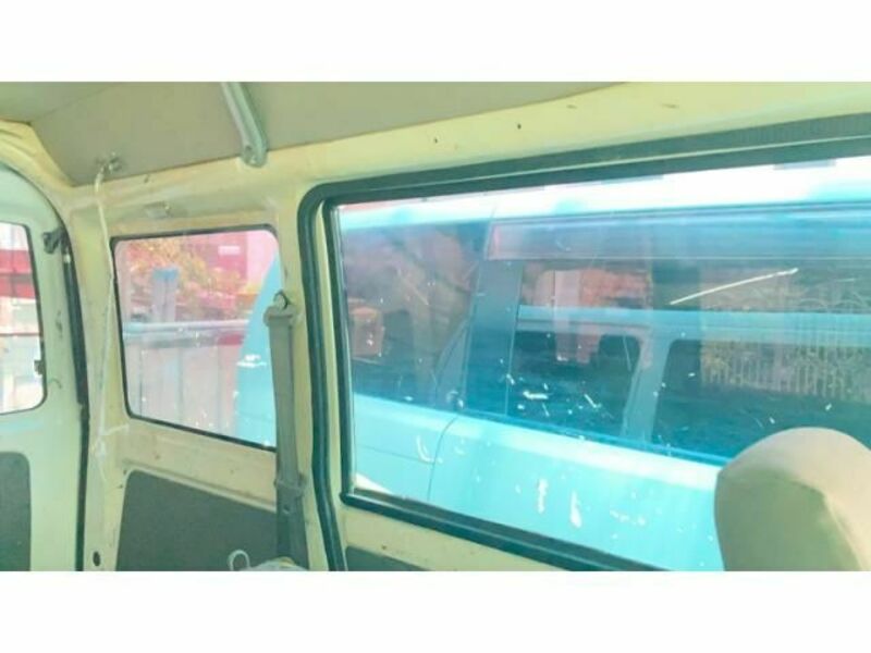 MINICAB VAN