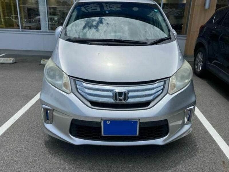 HONDA FREED HYBRID