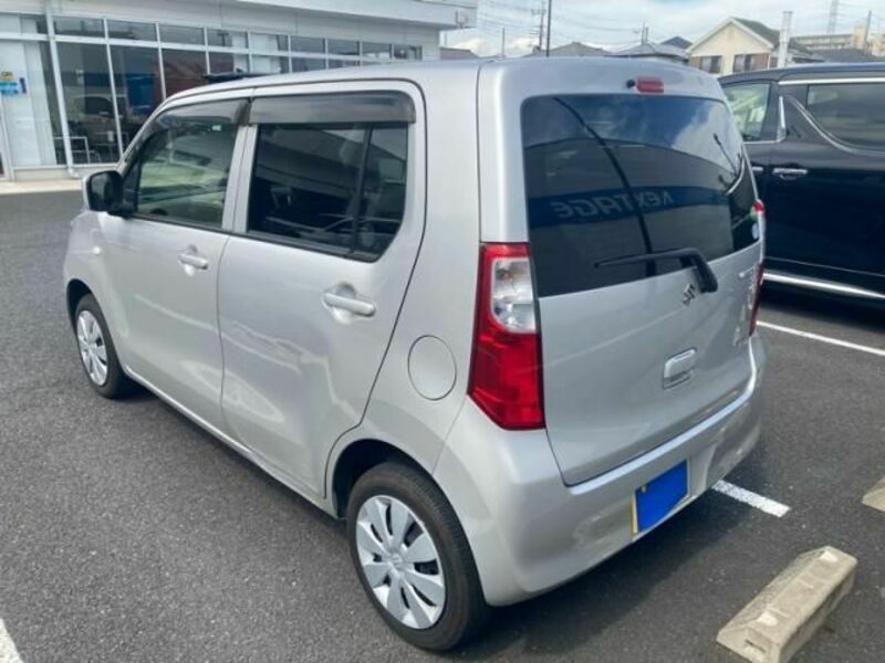WAGON R