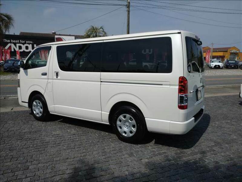 HIACE