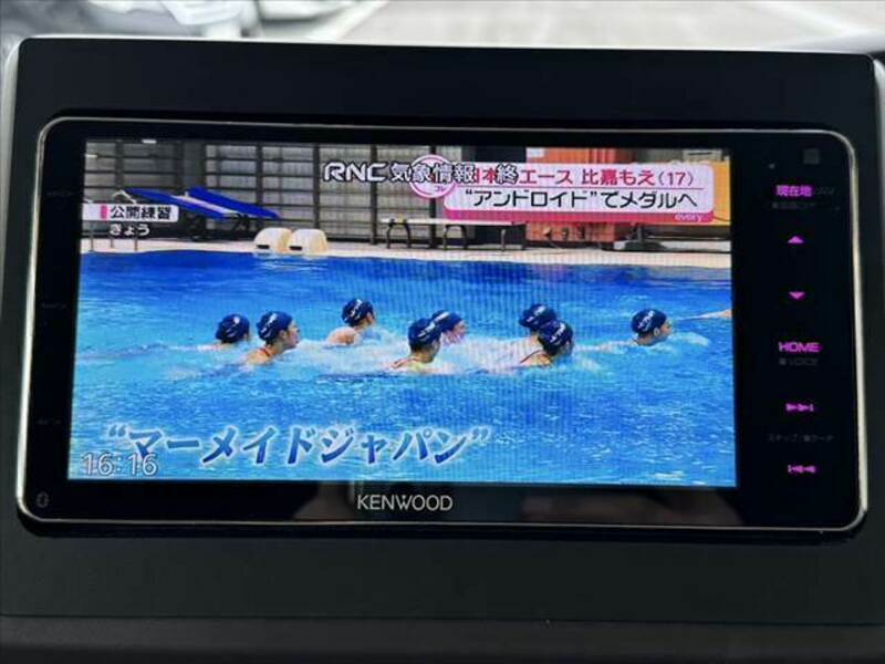 N BOX