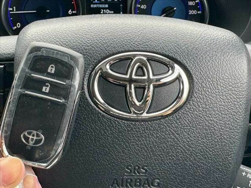 HILUX
