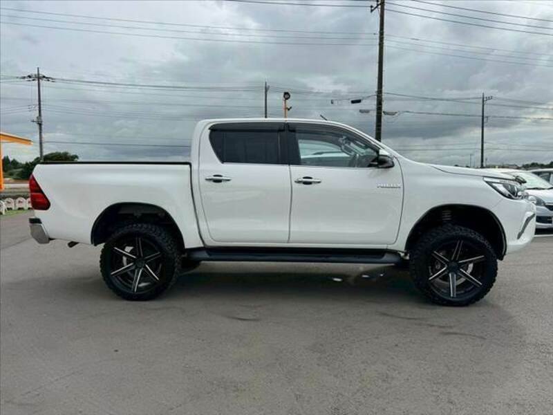 HILUX