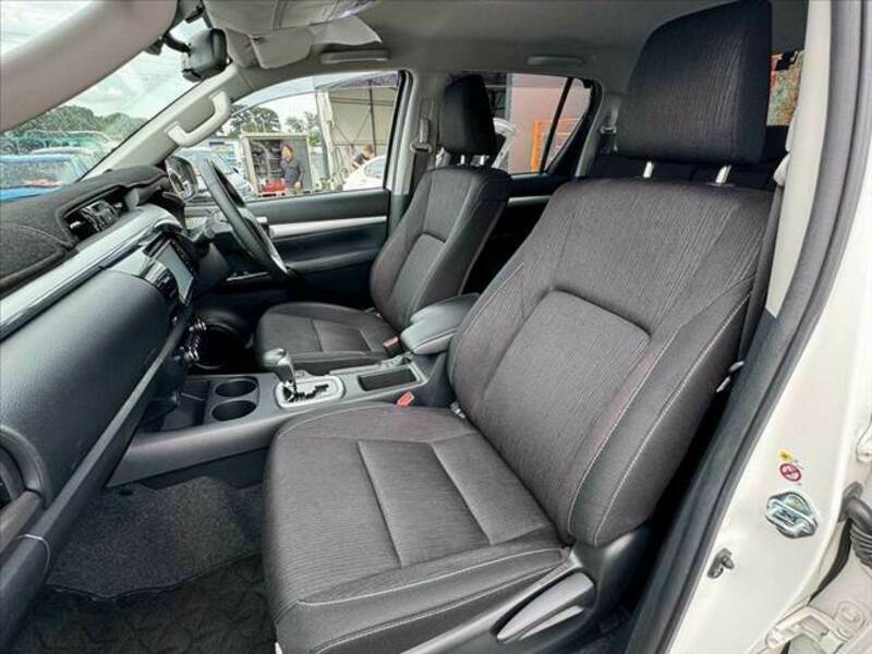 HILUX