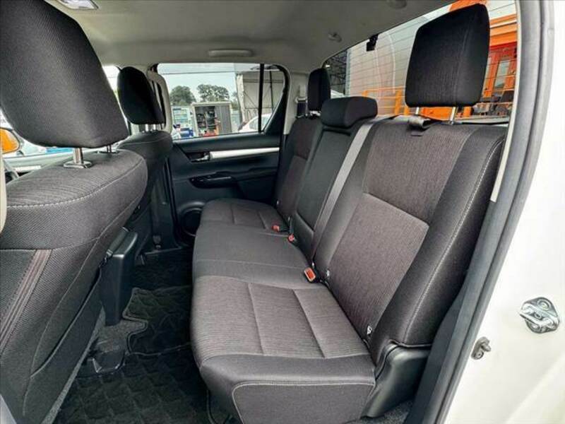 HILUX