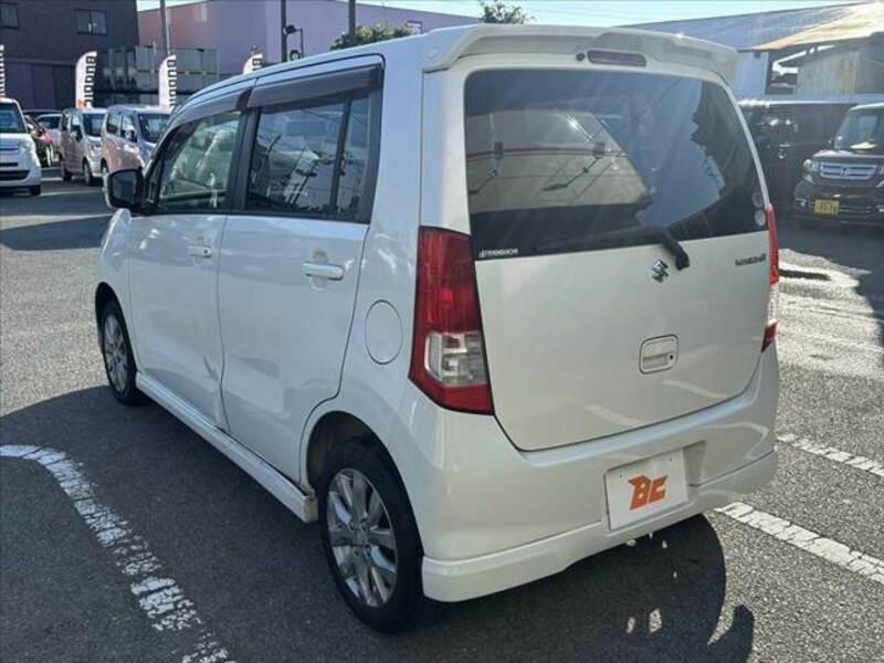 WAGON R