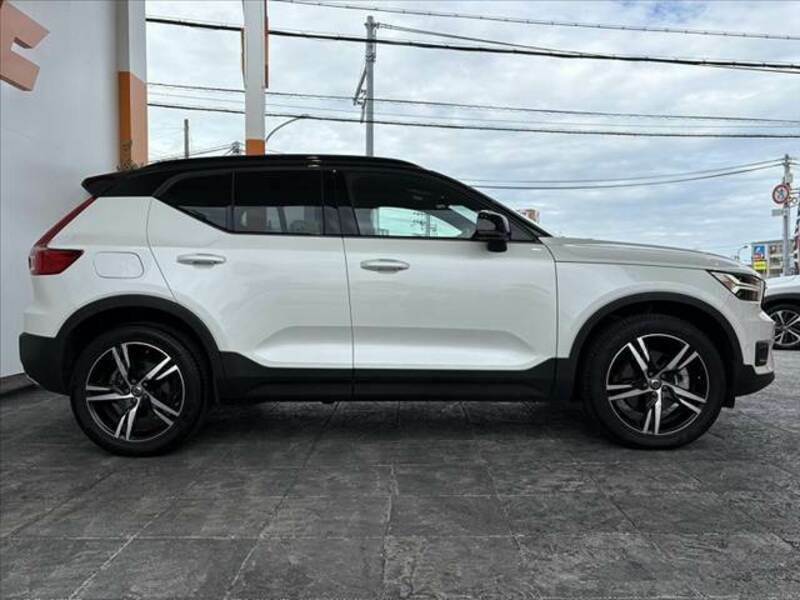 XC40