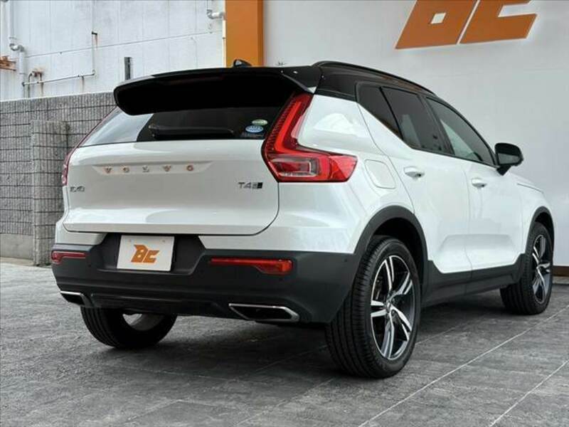 XC40