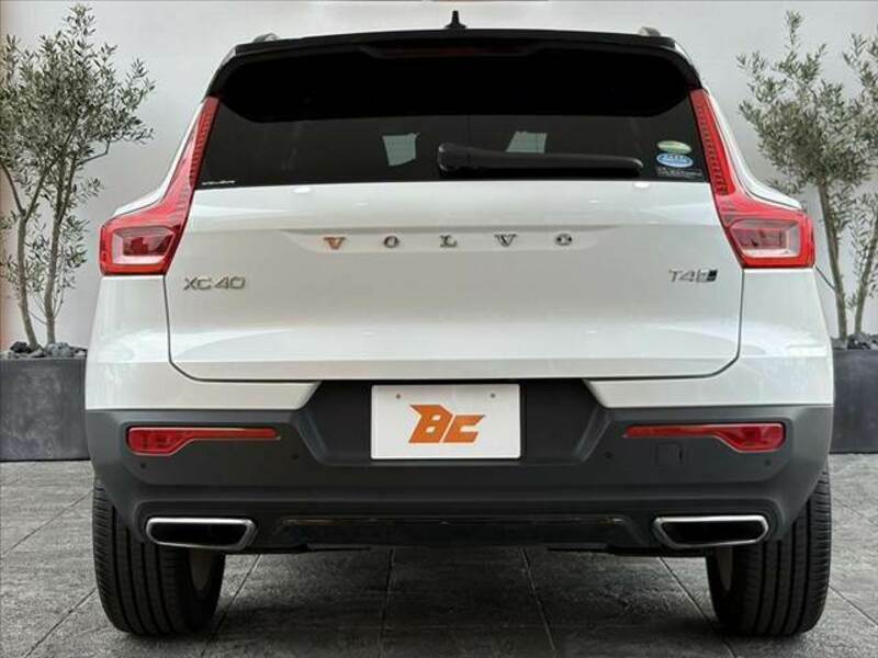 XC40