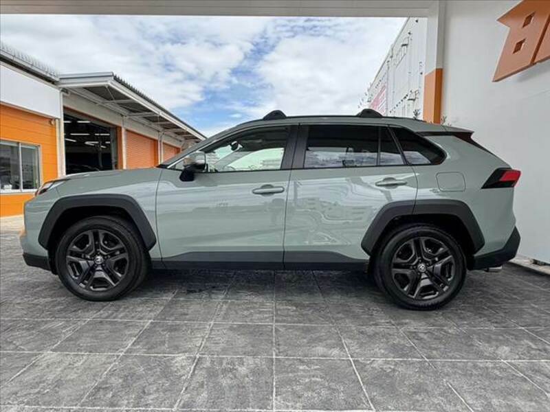 RAV4