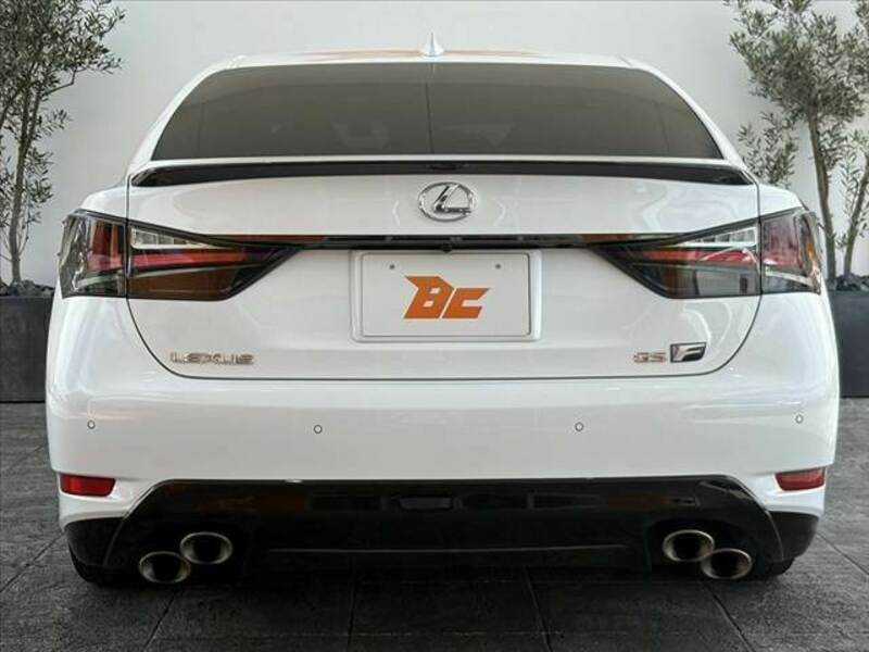 GS F