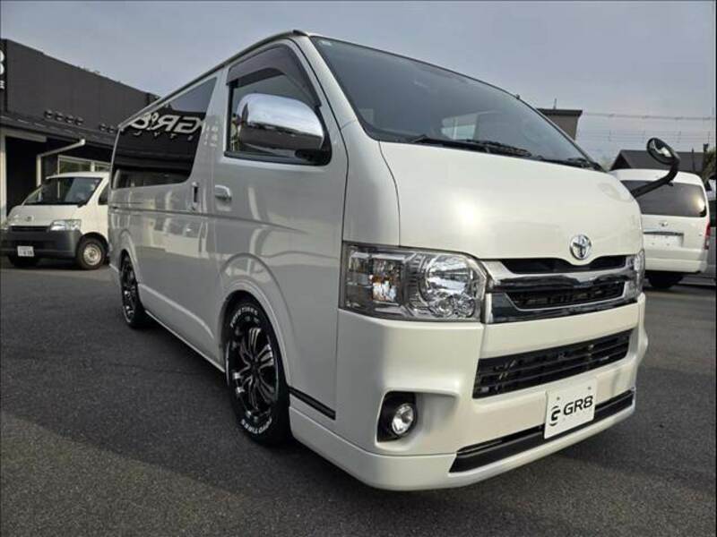 HIACE VAN