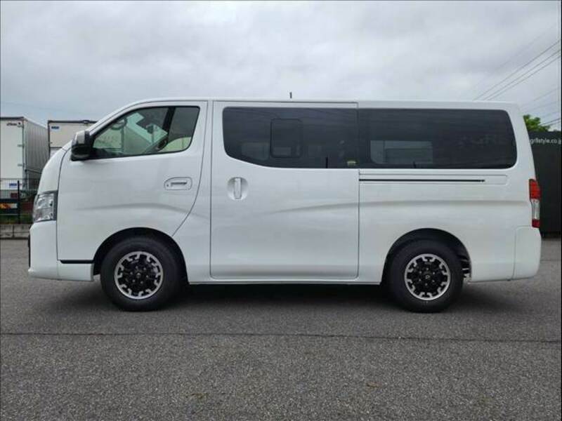 CARAVAN VAN