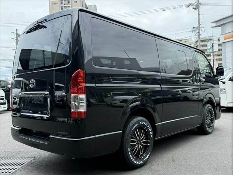HIACE VAN