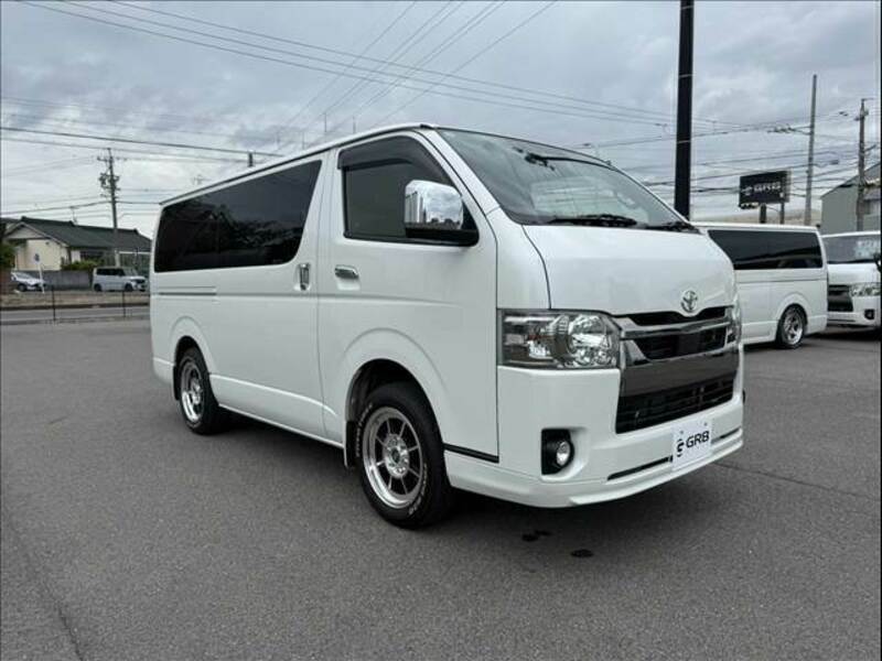 HIACE VAN