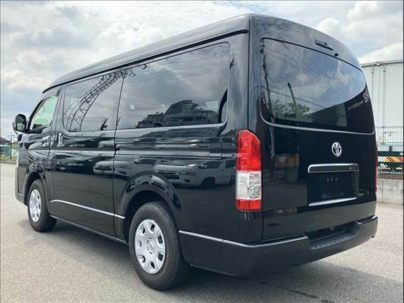 HIACE VAN