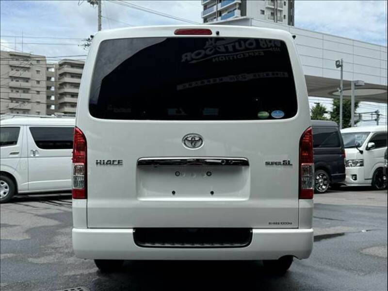 HIACE VAN