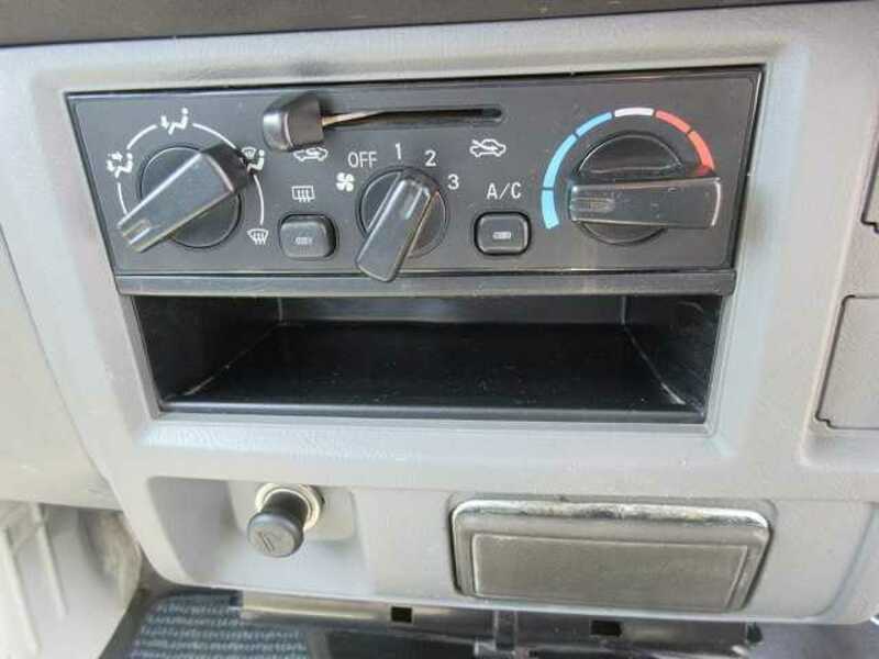 MINICAB VAN