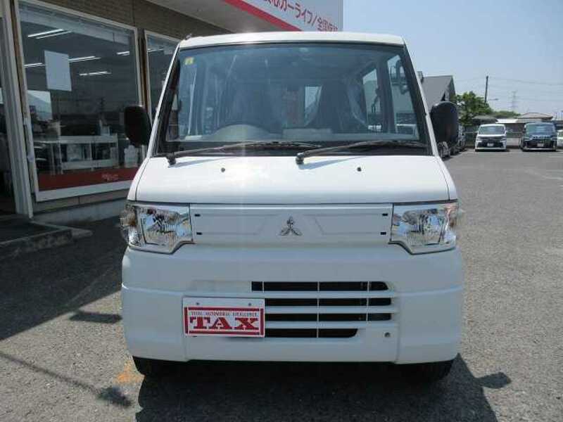 MINICAB VAN
