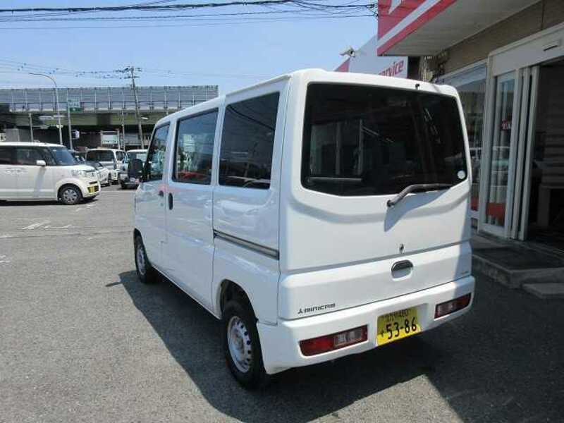 MINICAB VAN