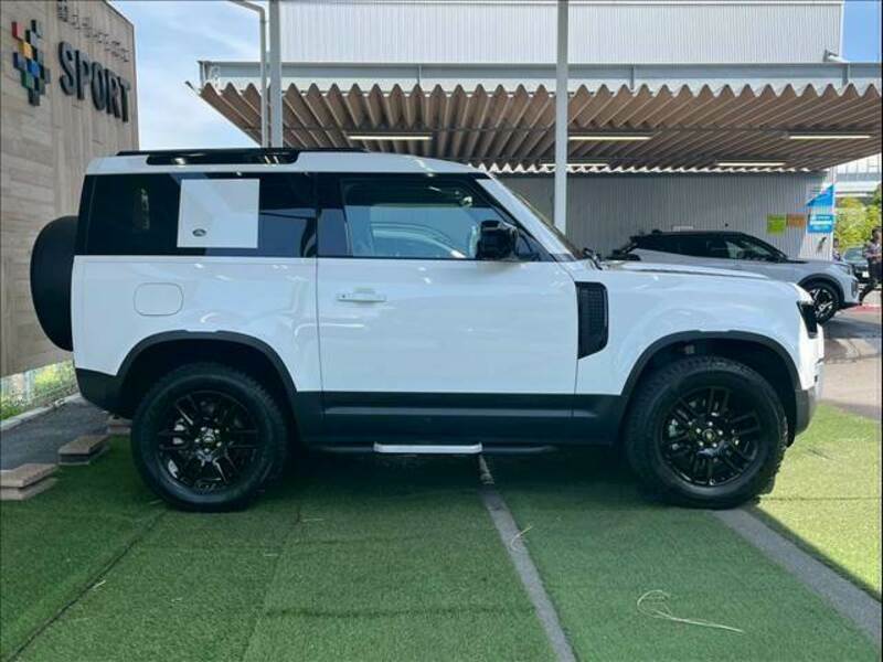 DEFENDER