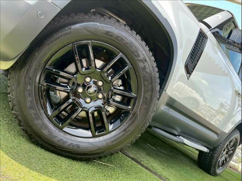 DEFENDER