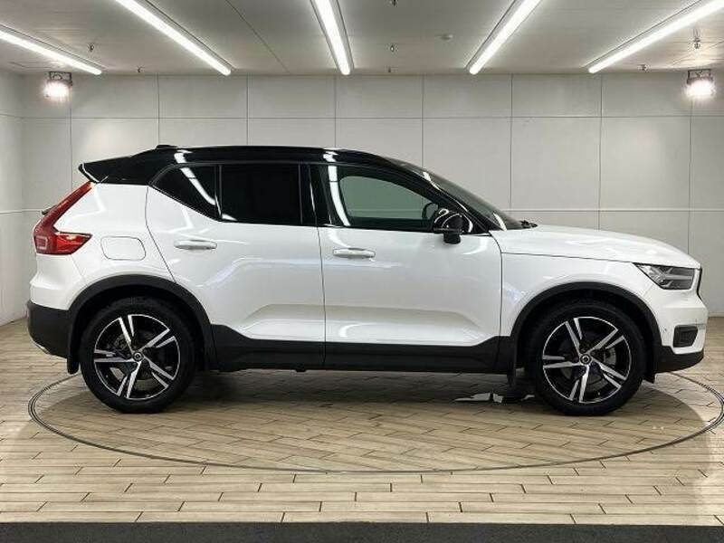 XC40