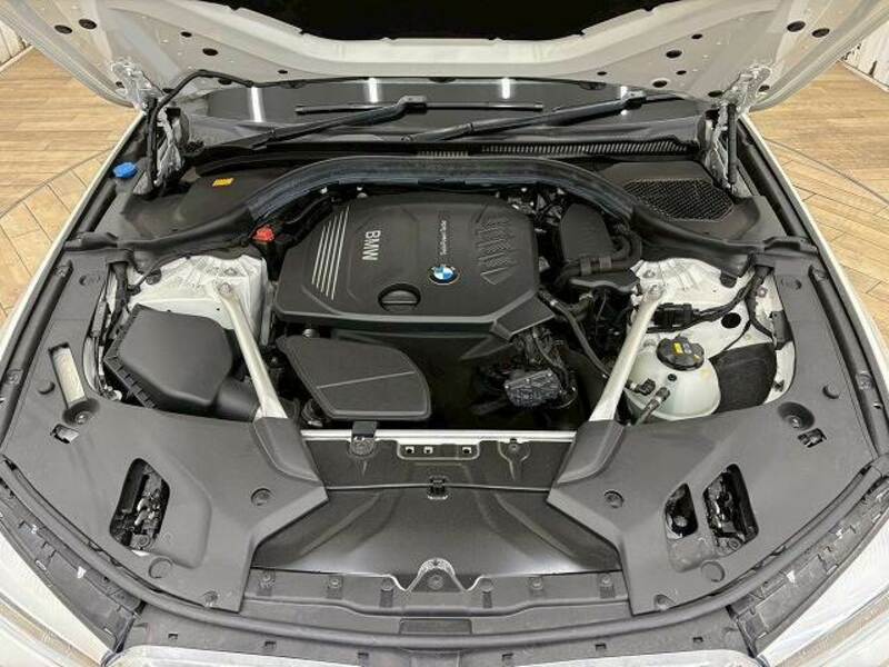 5 SERIES