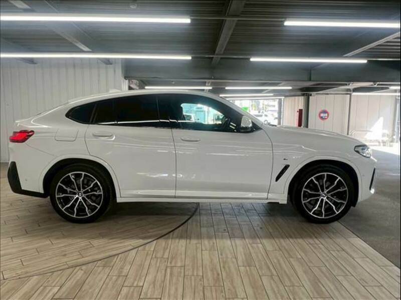 X4