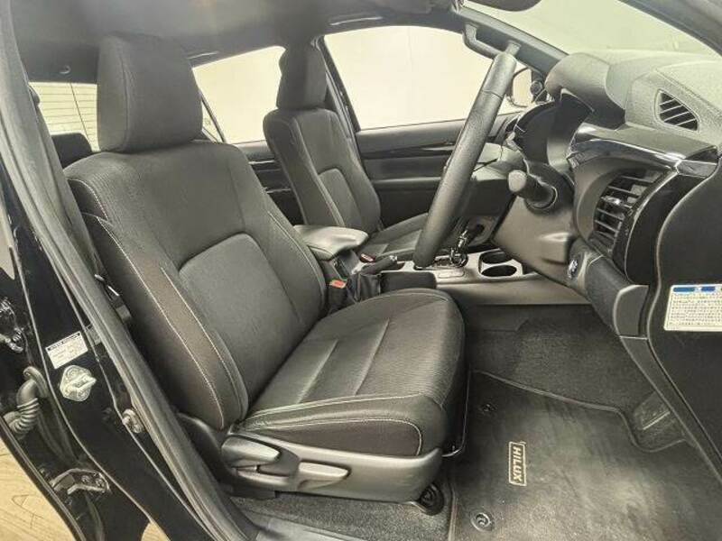 HILUX