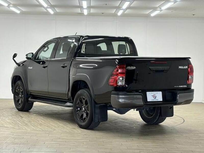 HILUX