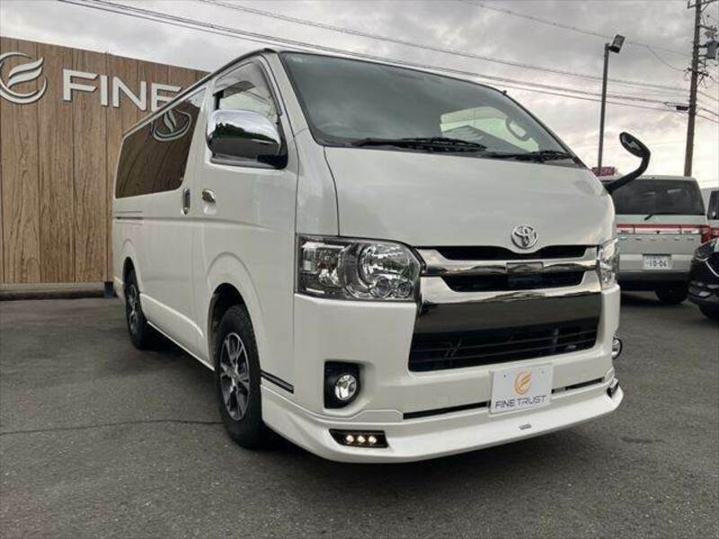 HIACE VAN