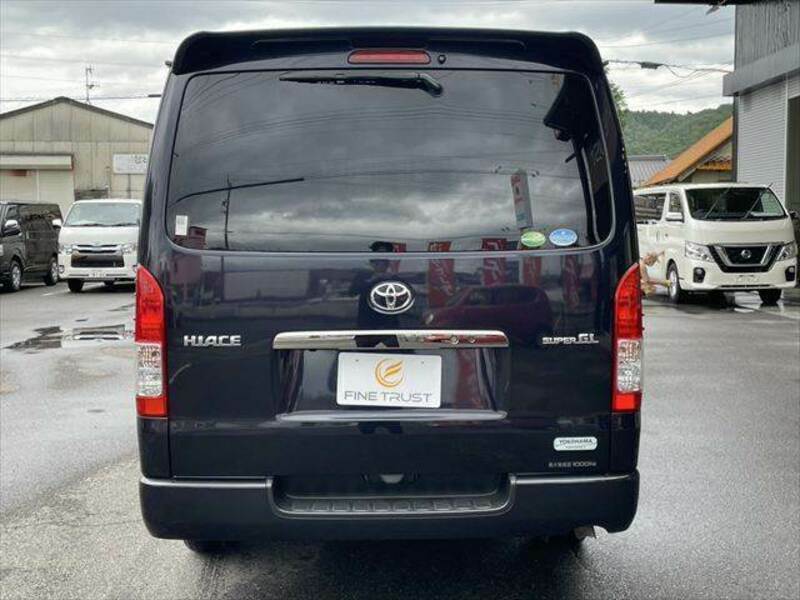 HIACE VAN