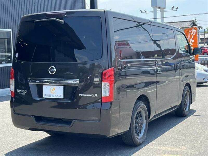 NV350 CARAVAN