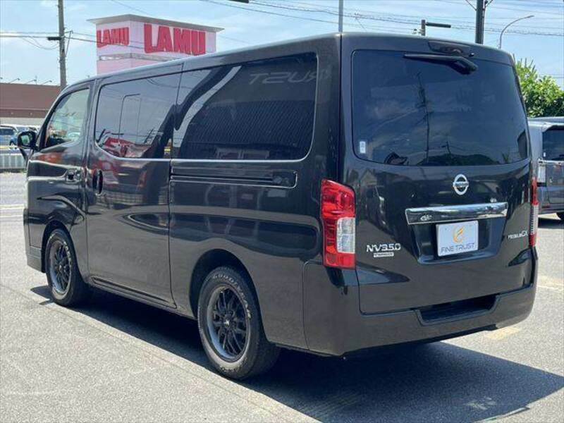 NV350 CARAVAN