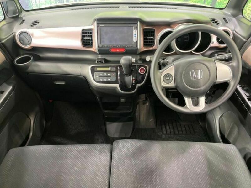 N BOX