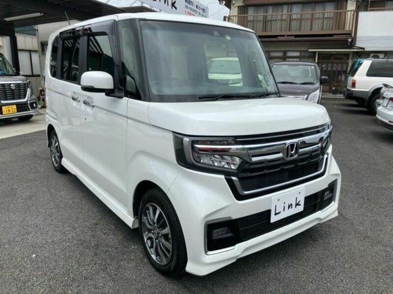 N BOX CUSTOM