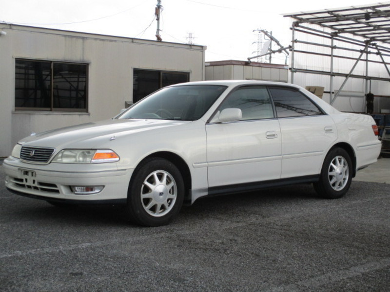 TOYOTA MARK II