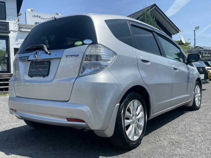 FIT HYBRID
