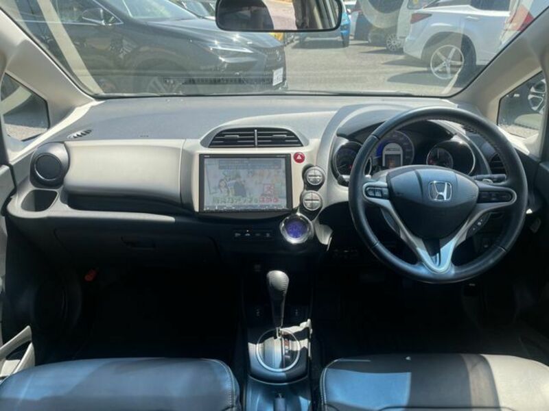 FIT HYBRID
