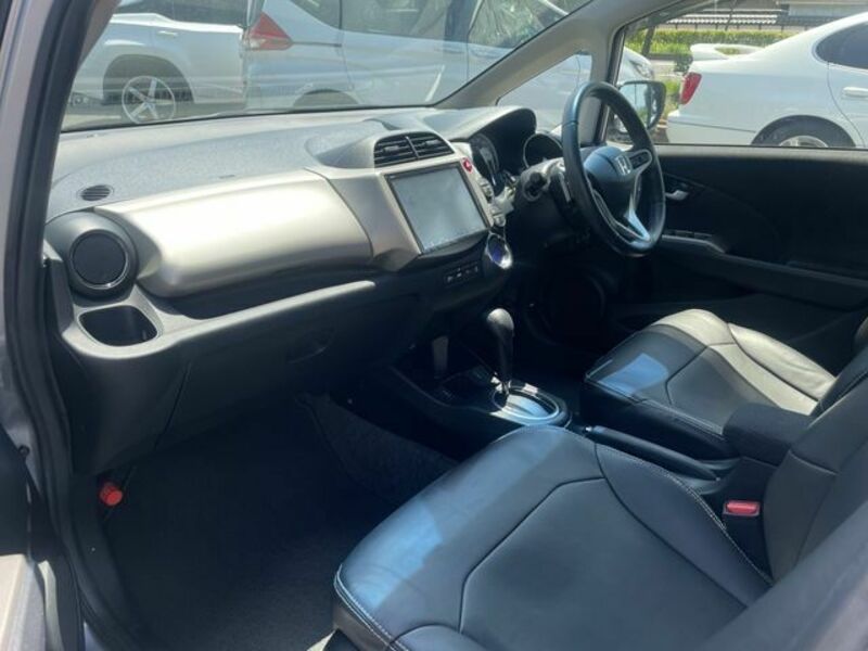 FIT HYBRID