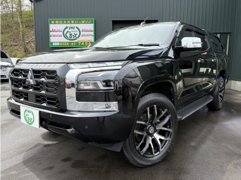 MITSUBISHI TRITON