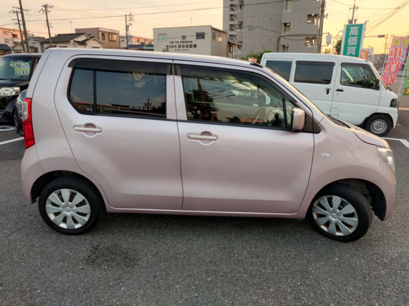 WAGON R